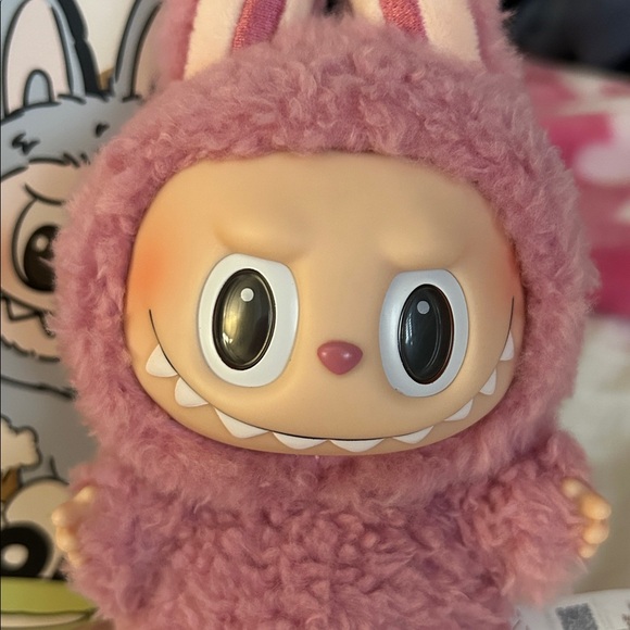 Lychee Berry Labubu - Picture 2 of 6